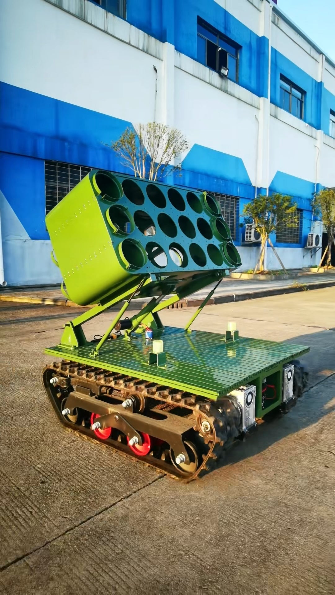 Rocket-assisted multi-tube launcher
